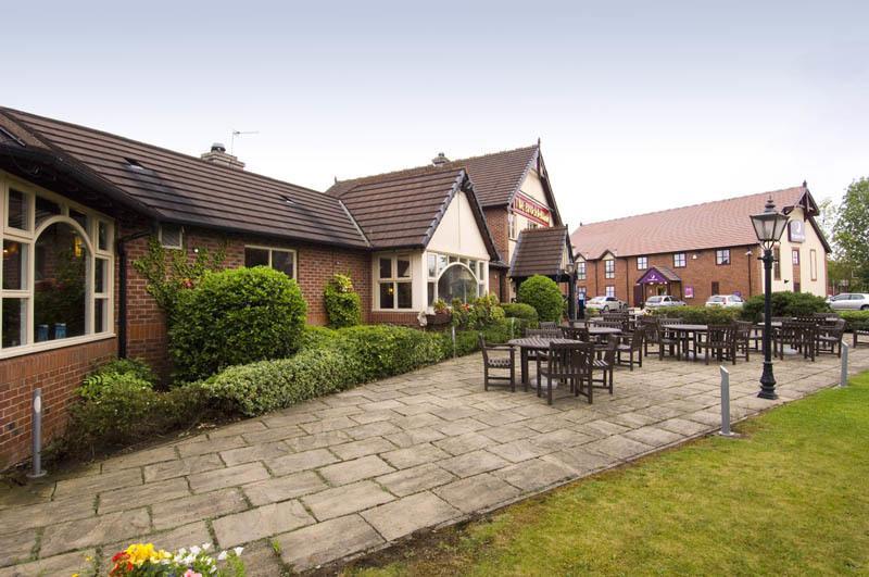 Crewe Hall Hotel & Spa - Cheshire Exterior foto